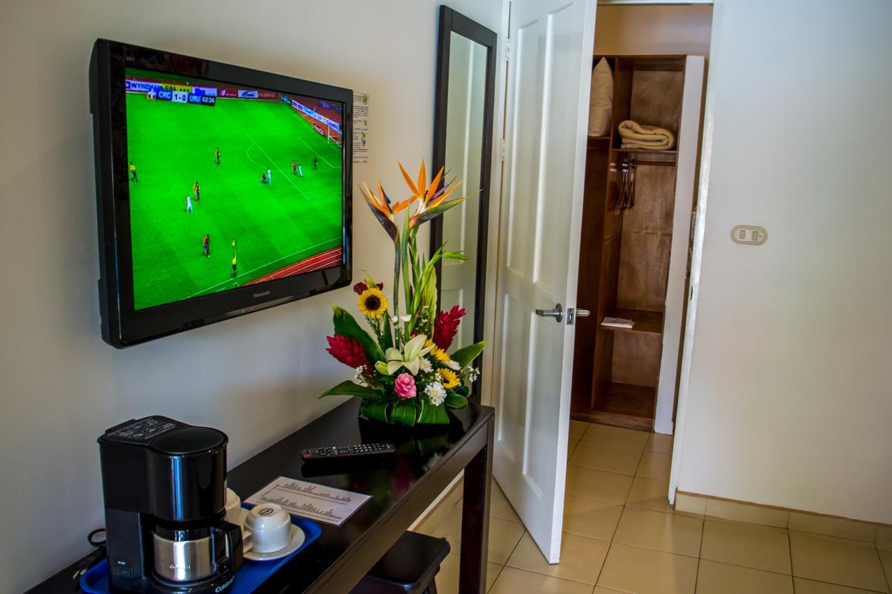 Seis Playas Hotel Tamarindo Dış mekan fotoğraf