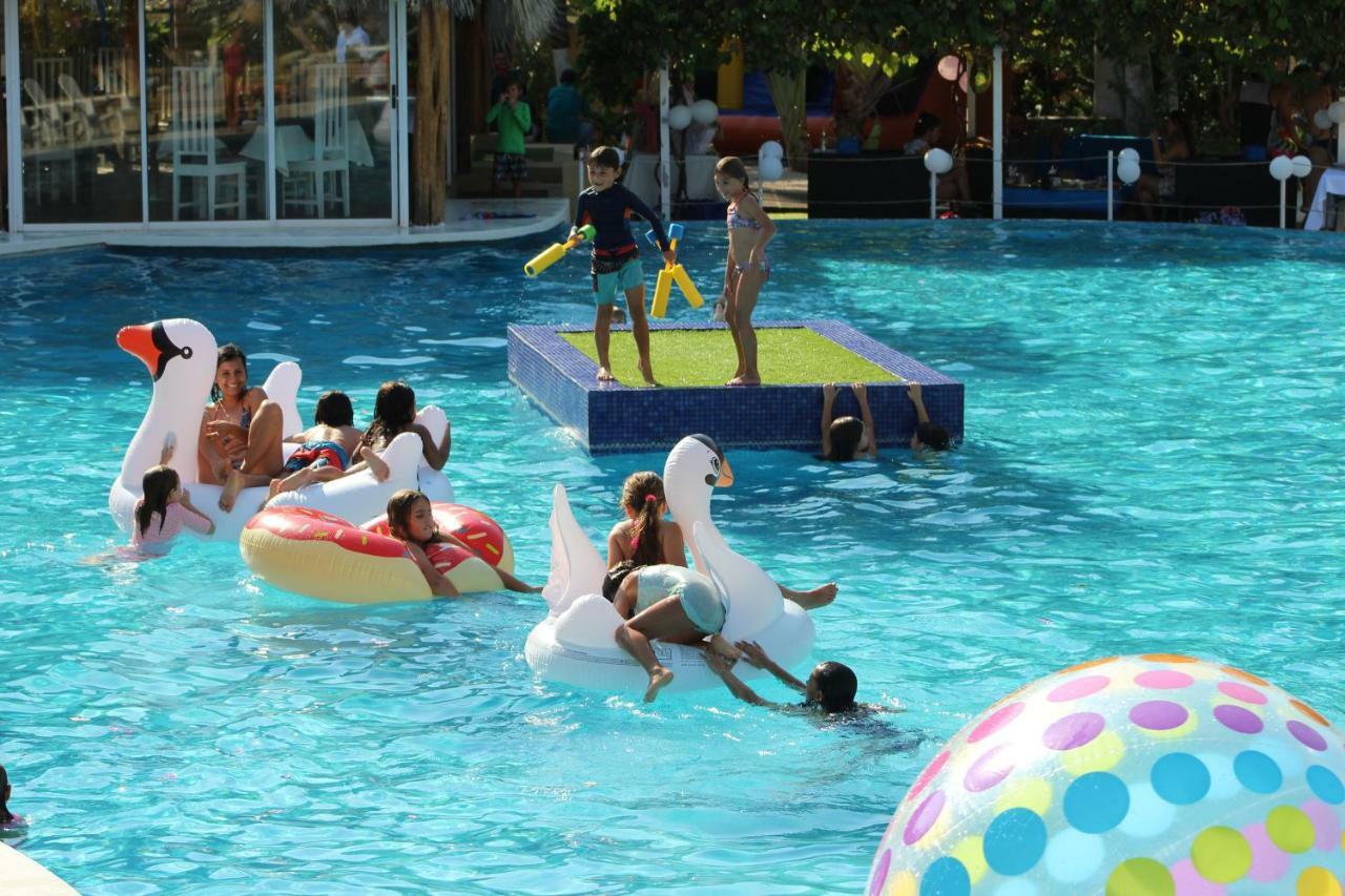 Seis Playas Hotel Tamarindo Dış mekan fotoğraf
